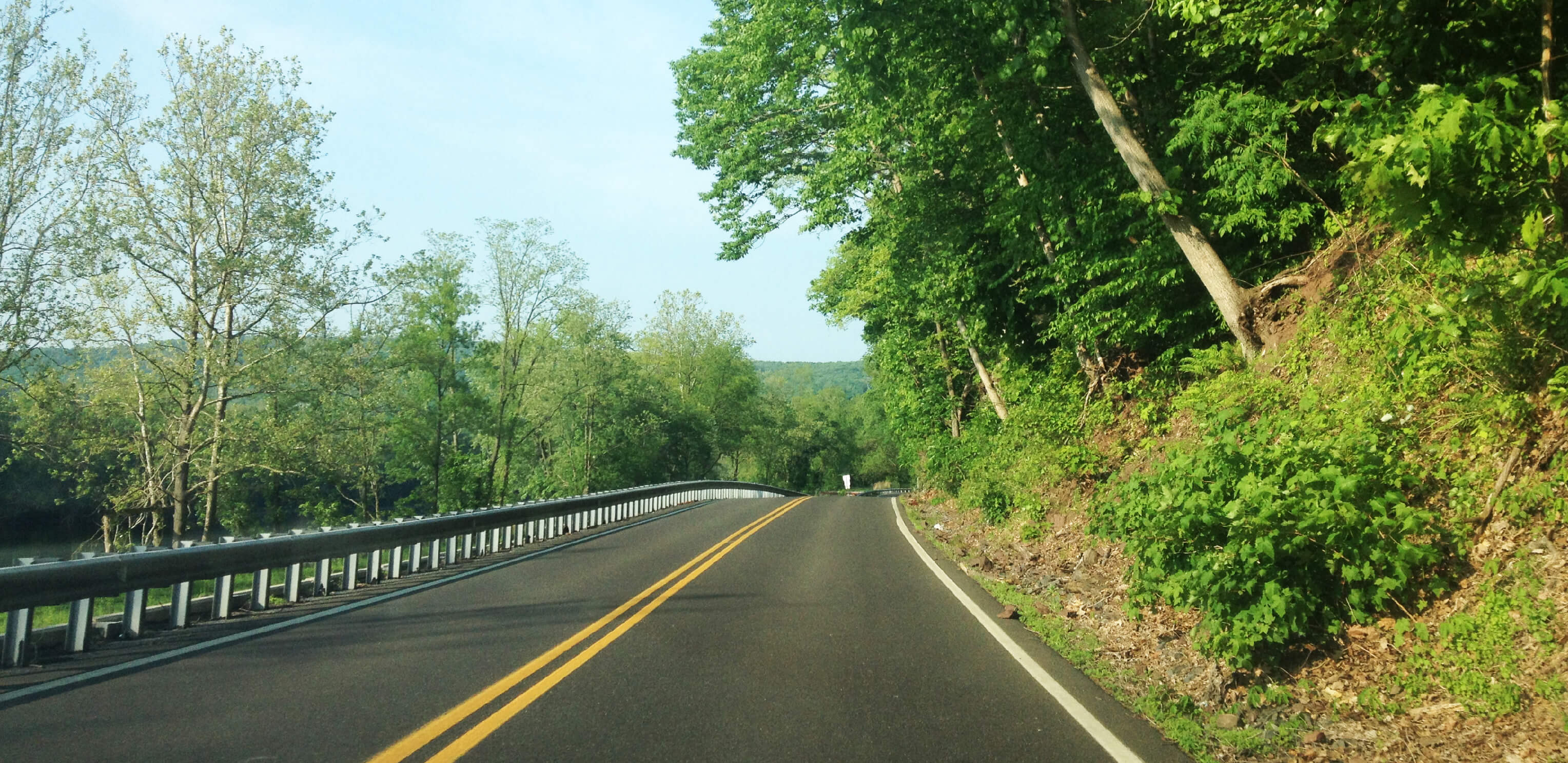 Photograph of State Route 32 in Pennsylvania