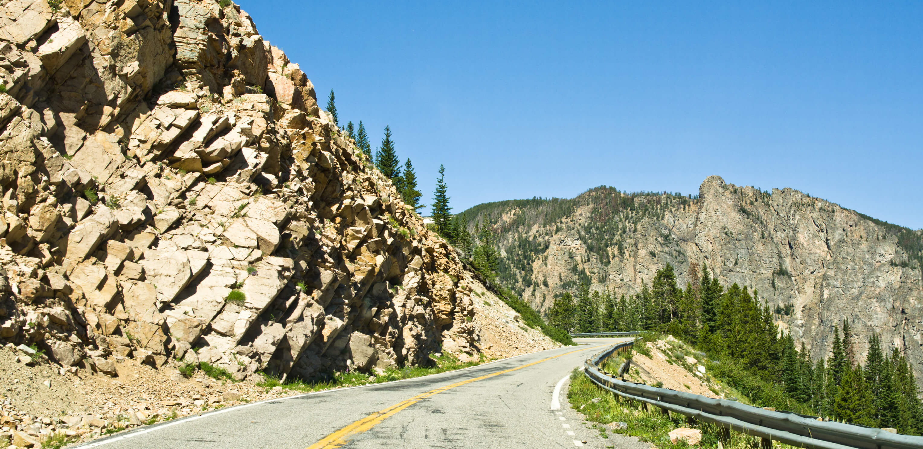 Photograph of US Route 212 in Wyoming