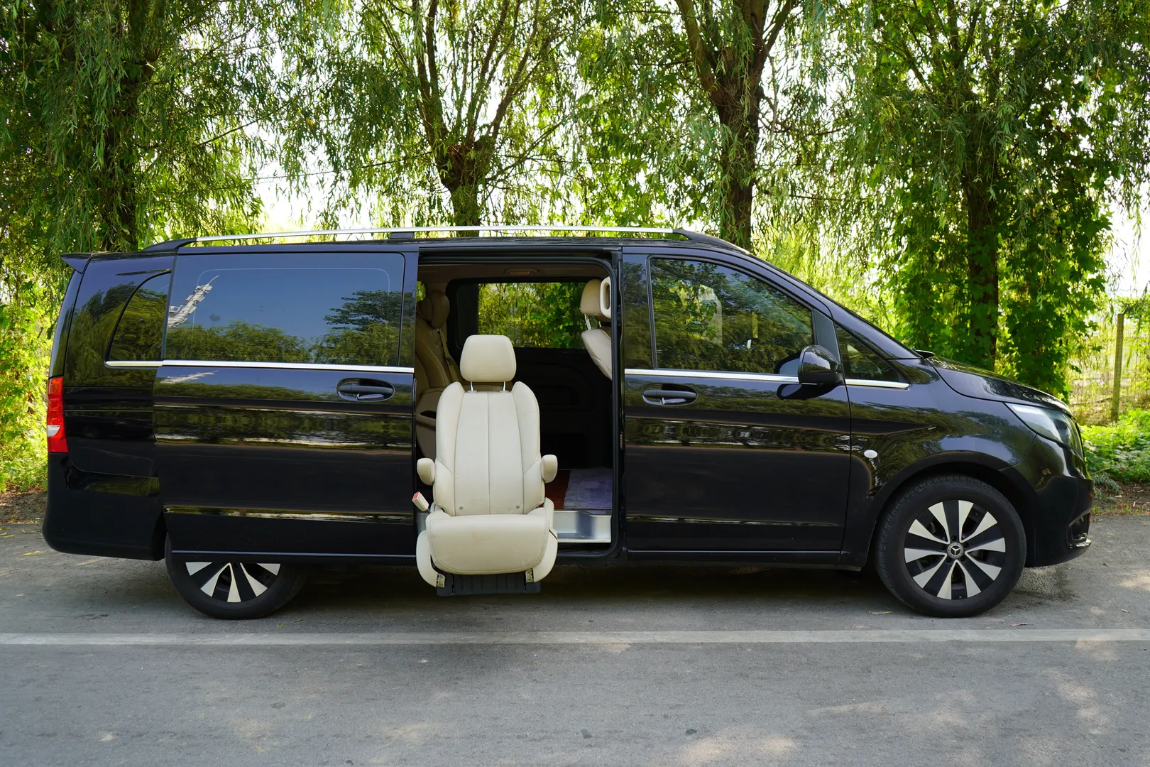Antalya Havalimanı’ndan Şehir Merkezine VIP Transferin Konforunu Yaşayın