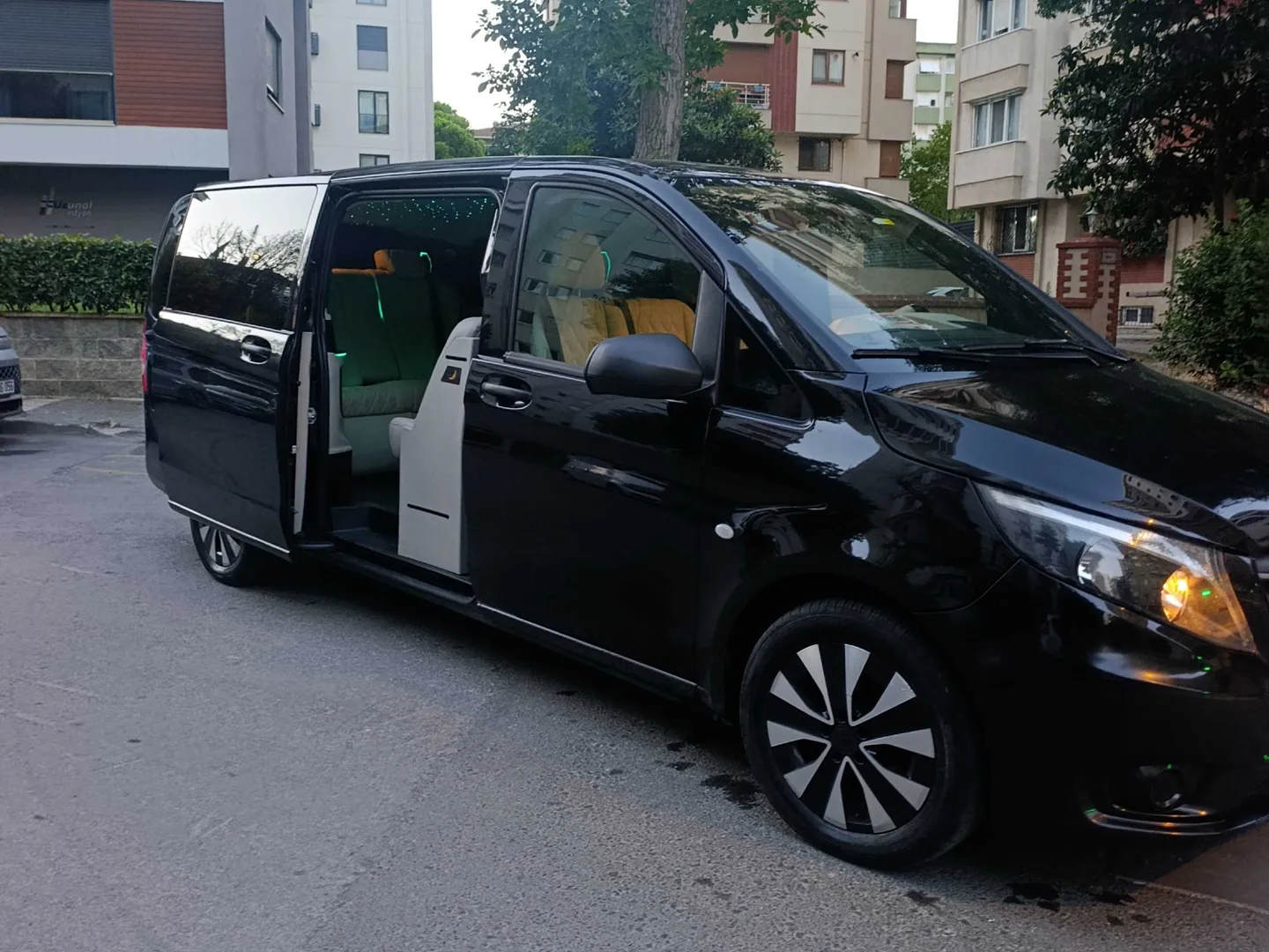 Kas Luxury Chauffeur Service