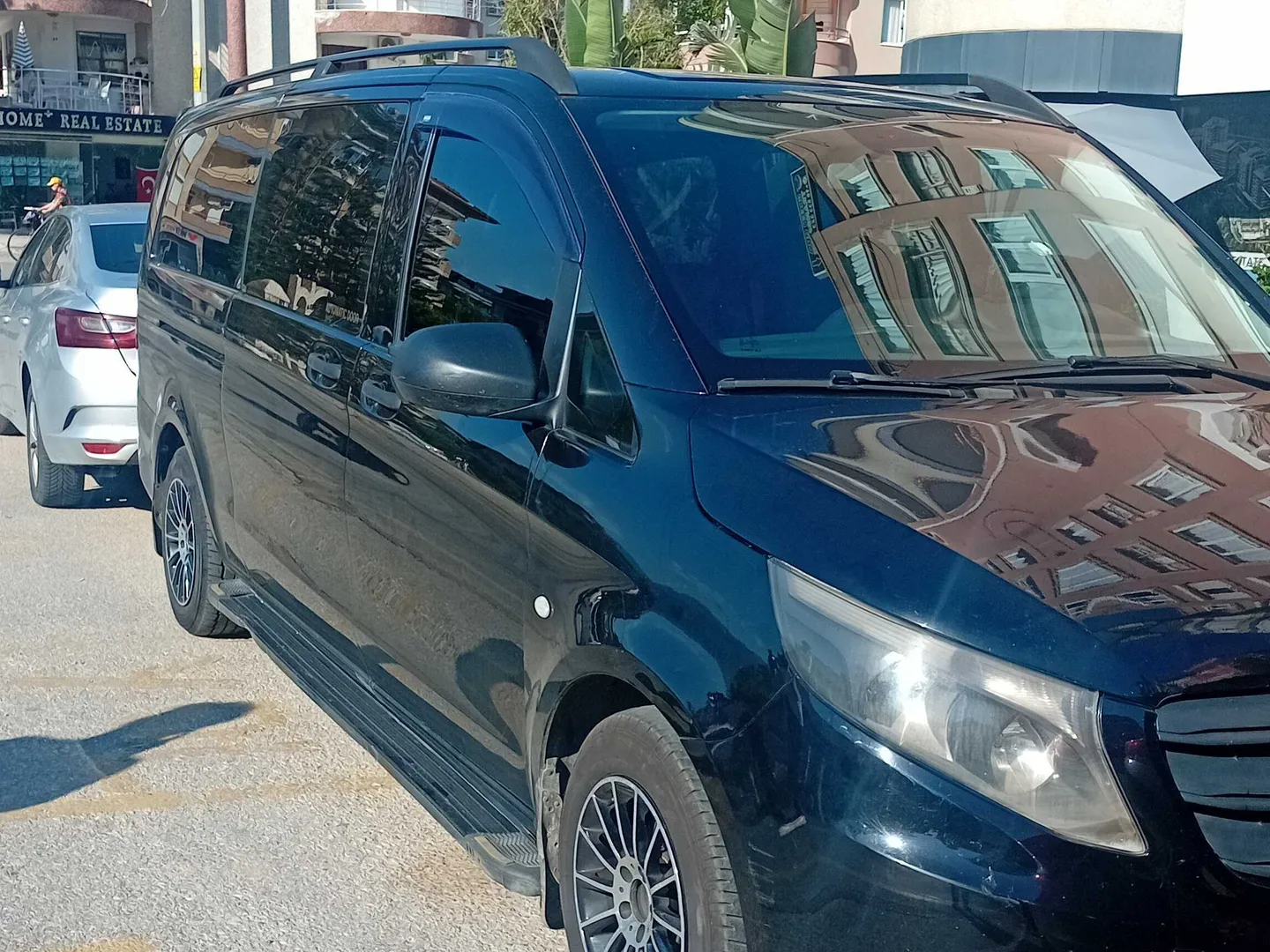 VIP Sprinter Minibus Rental VIP Sprinter Minibus Rental