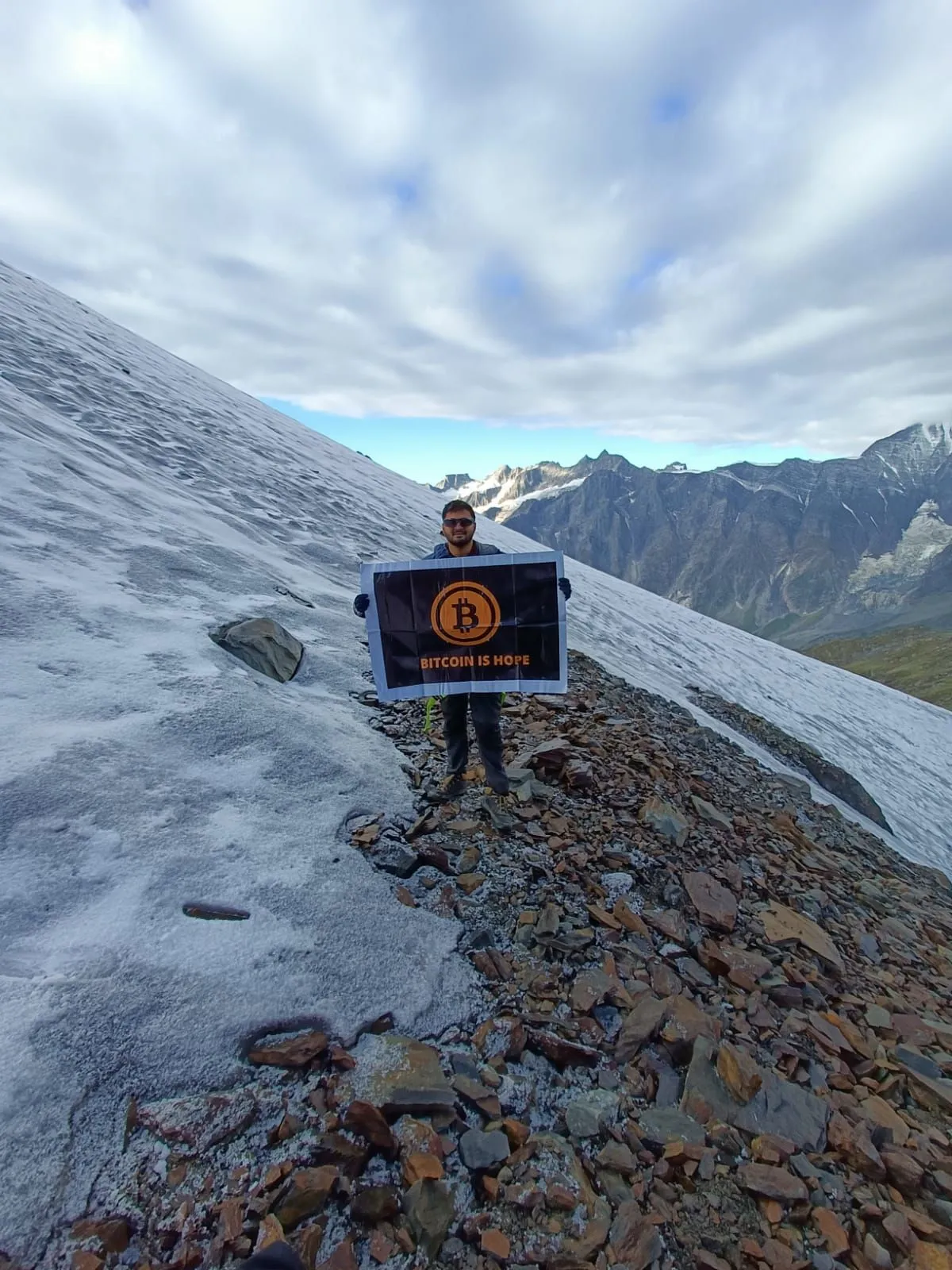 Bitcoin on Mt. Everest | Geyser
