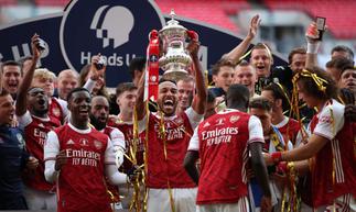 Aubameyang double wins FA Cup for Arsenal