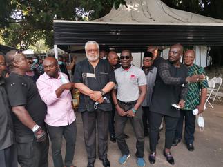 Stephen Appiah, John Paintsil commiserate with J. J. Rawlings after mother's death – Citi Sports Online