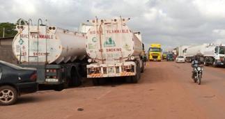 Petroleum tanker drivers call off sit-down strike