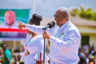 Mahama promises 50% reduction in tuition fees for tertiary students next year