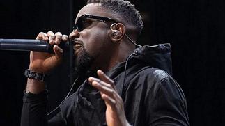 Sarkodie shoots down death rumours, says he is