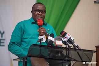 Ofosu Ampofo lacing his boots to contest for NDC's 2024 flagbearership position
