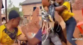 Video of Nigerian lady beating her friend for informing her boyfriend that she was cheating