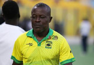 Asante Kotoko coach Johnson Smith thrilled with his players tactical discipline in Dwarfs victory