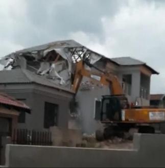 Angry Sugar Daddy Demolishes 4 Bedroom Apartment He Built For Slay Queen After he Caught Her Cheating