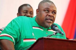 Eulogising Frank Davies is okay but I'm a traitor when I appreciate Akufo-Addo?