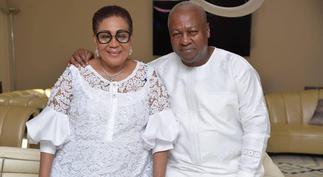 Lordina Blushes As John Mahama Kisses Her On Her 58th Birthday ▷ Ghana news