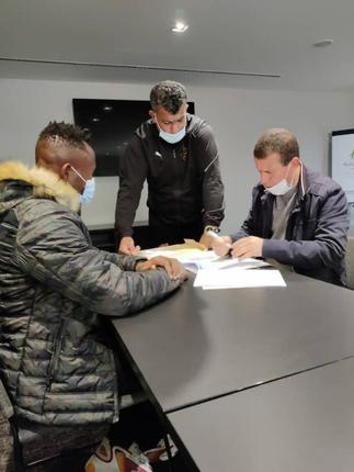 Joseph Esso completes USM Algiers move