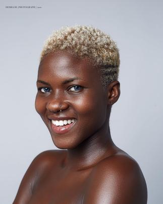 8 Photos of Aku Ruby That Proves She's One of The Most Beautiful Models In Ghana