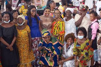 Jayana donates to widows, aged women at Christian Praise International Centre