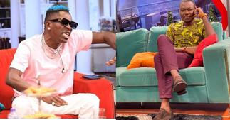 Arnold flaunts 'new shoe' after Shatta Wale disgraced him for wearing GHC 2.50p shoe; photos drop ▷ Ghana news