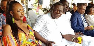 Akua Amoakowaa shuns Dr Kwaku Oteng to celebrate herself on Father's Day