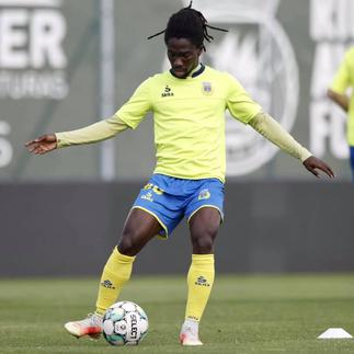 Famalicão to keep midfielder Lawrence Ofori after impressive Arouca loan spell