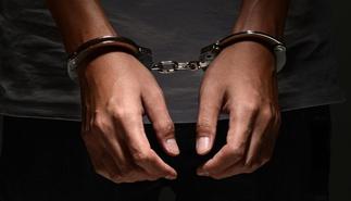 E/R: Chief in court for impregnating girl,15