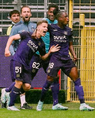Majeed Ashimeru features as Anderlecht suffers shocking defeat on opening day