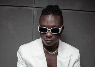 I'm under pressure to produce another hit song bigger than 'Ekorso'