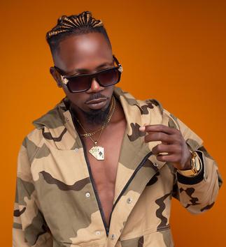 Ishak Spark details reality of hustling in 'Adwuma' video