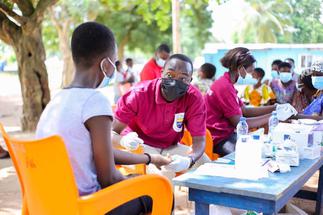 UGBS Alumni offer free medical screening at Good Shepherd Orphanage