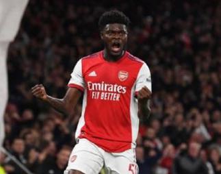 Thomas Partey makes history with first Arsenal goal