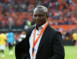 Kwasi Appiah cautions Black Stars ahead of 2021 AFCON