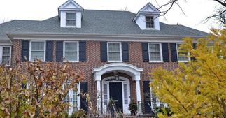 Popular 'Home Alone' house listed for rent this December