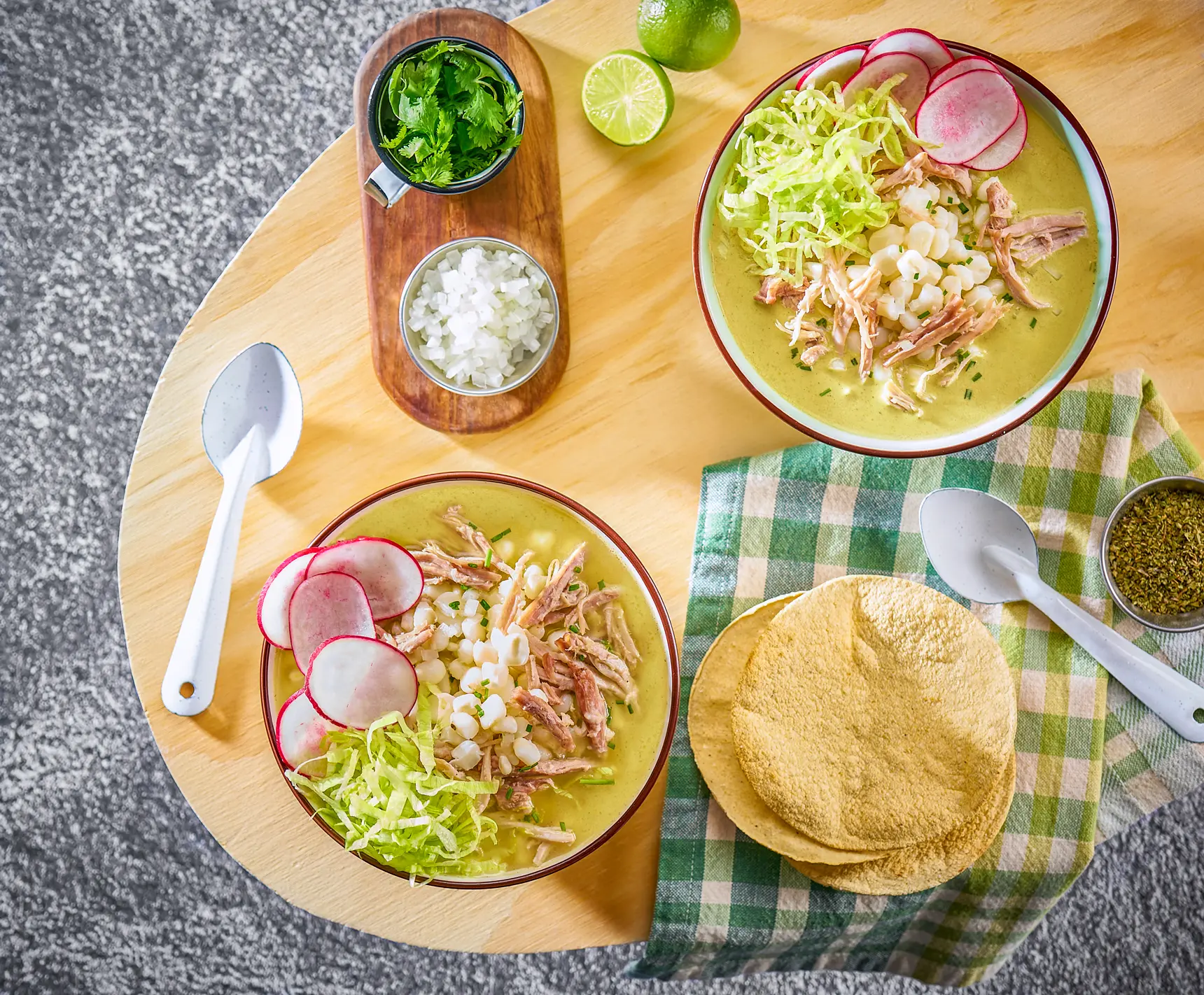 recipe Pozole verde Doña María® image