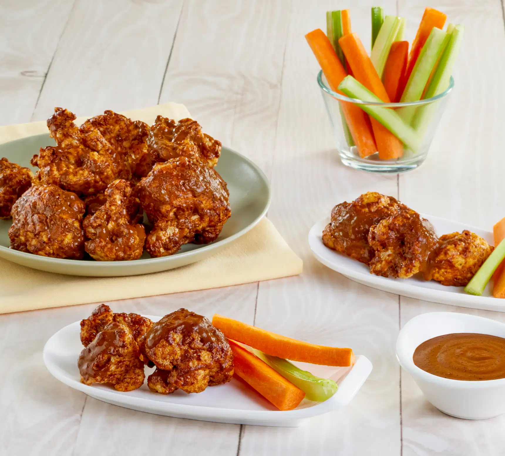 Boneless de col, bañadas en mole picante Doña María®