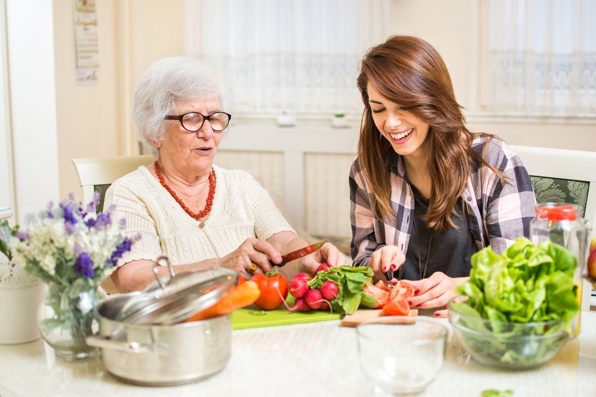 Zdrowe Odżywianie dla Seniorów: Porady i Pomysły