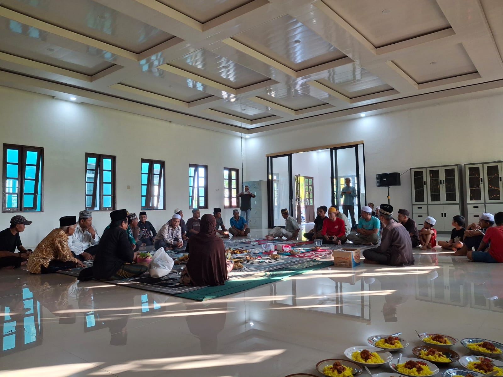 Gelar Tradisi Tersembunyi: Babari Kampung Desa Semisir Membangkitkan Warisan Kebudayaan 