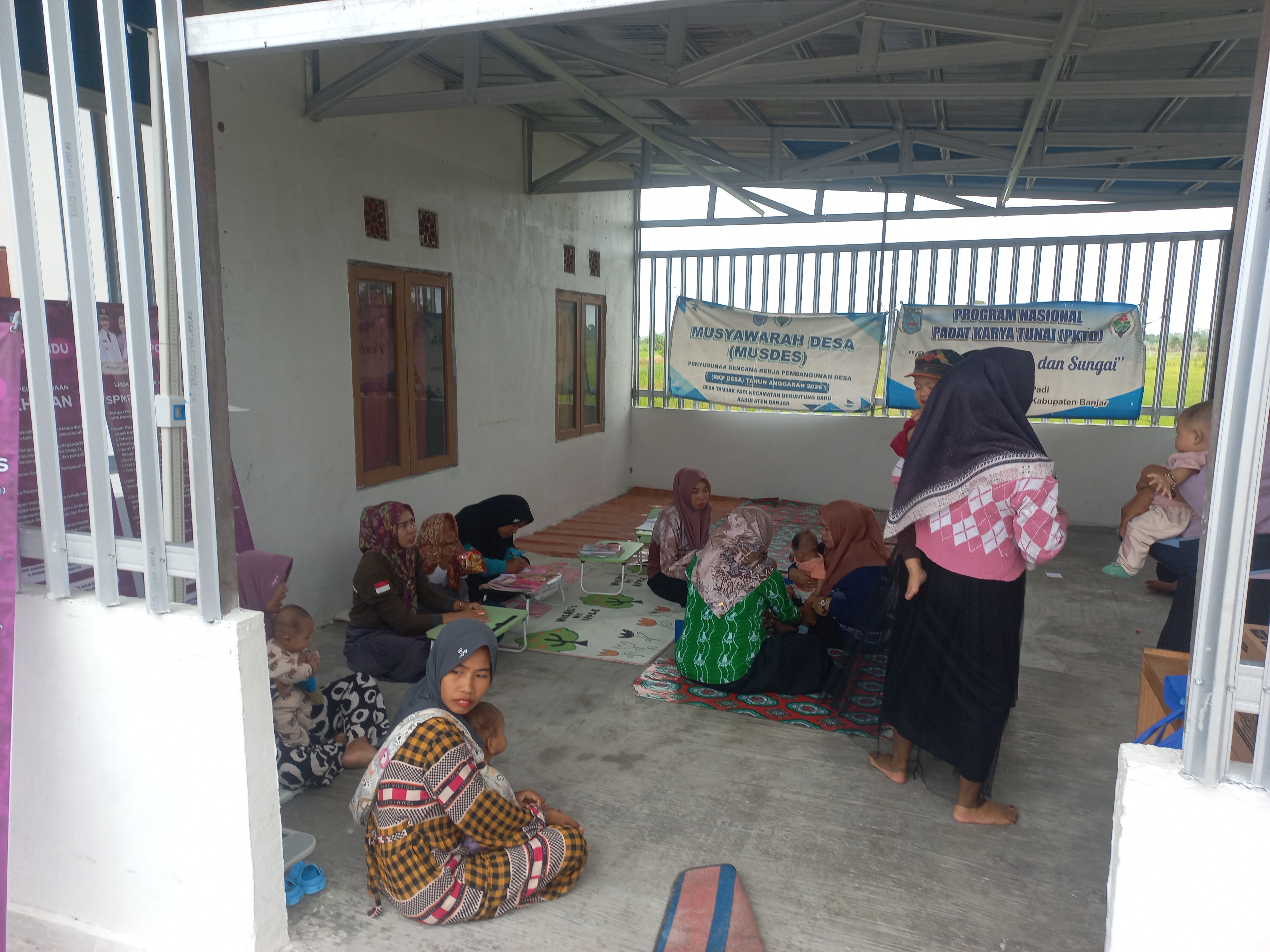 "Posyandu Balita: Menjaga Kesehatan Generasi Emas Masa Depan"