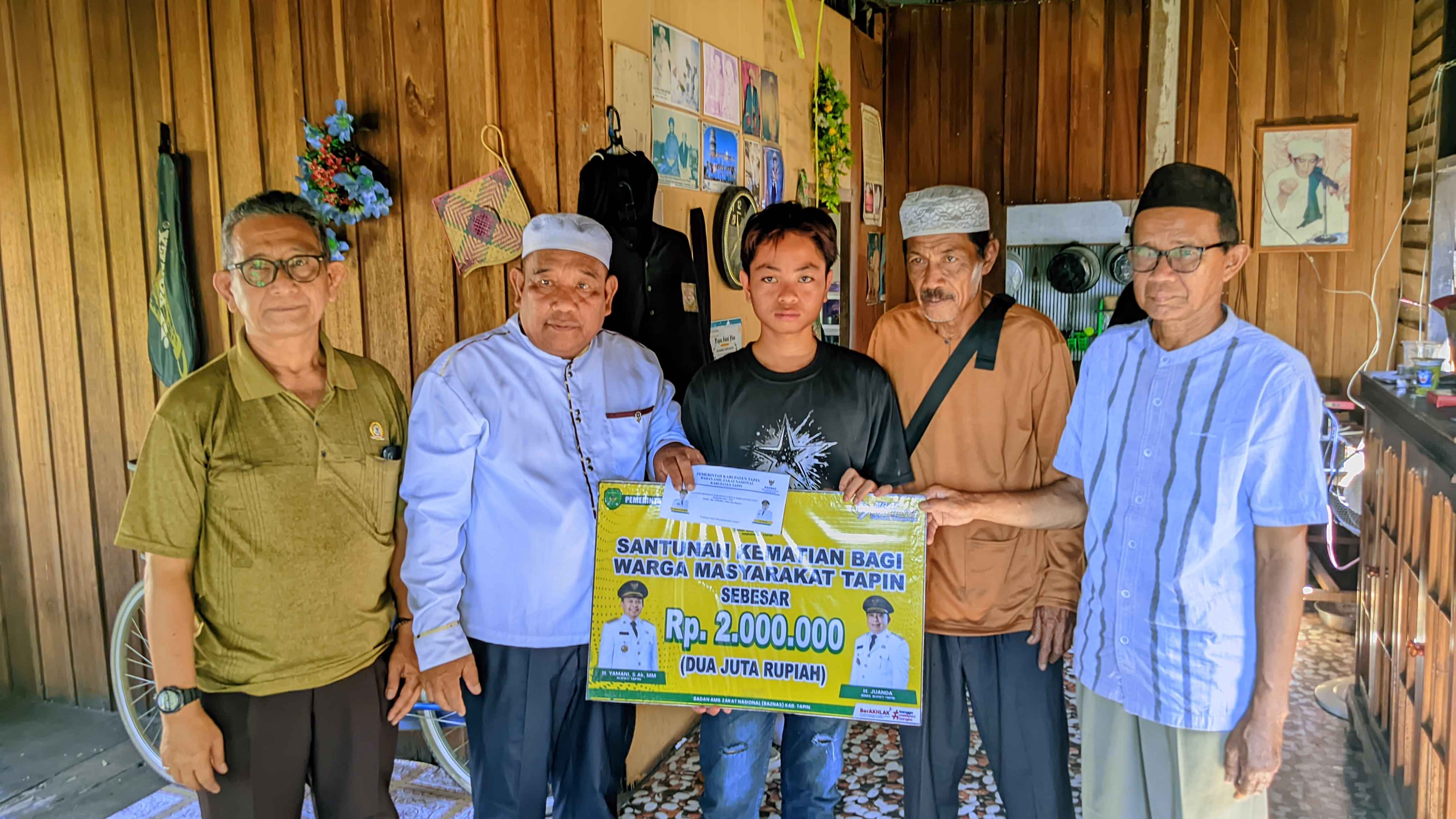 Santunan Kematian Dari Baznas Untuk Warga Desa Candi Laras