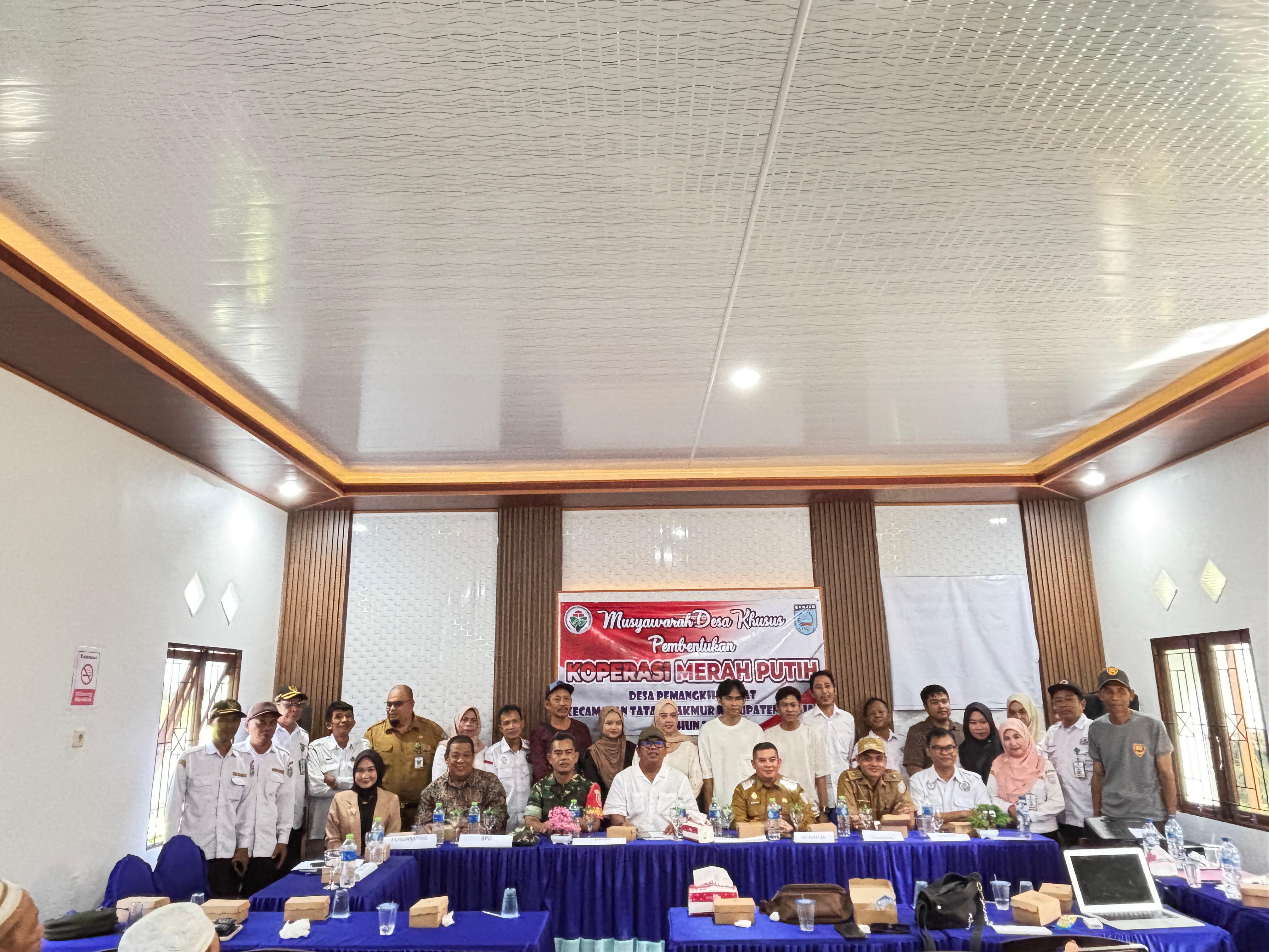 DESA PEMANGKIH DARAT MELAKSANAKAN PEMBENTUKAN KEPENGURUSAN''KOPERASI MERAH PUTIH''