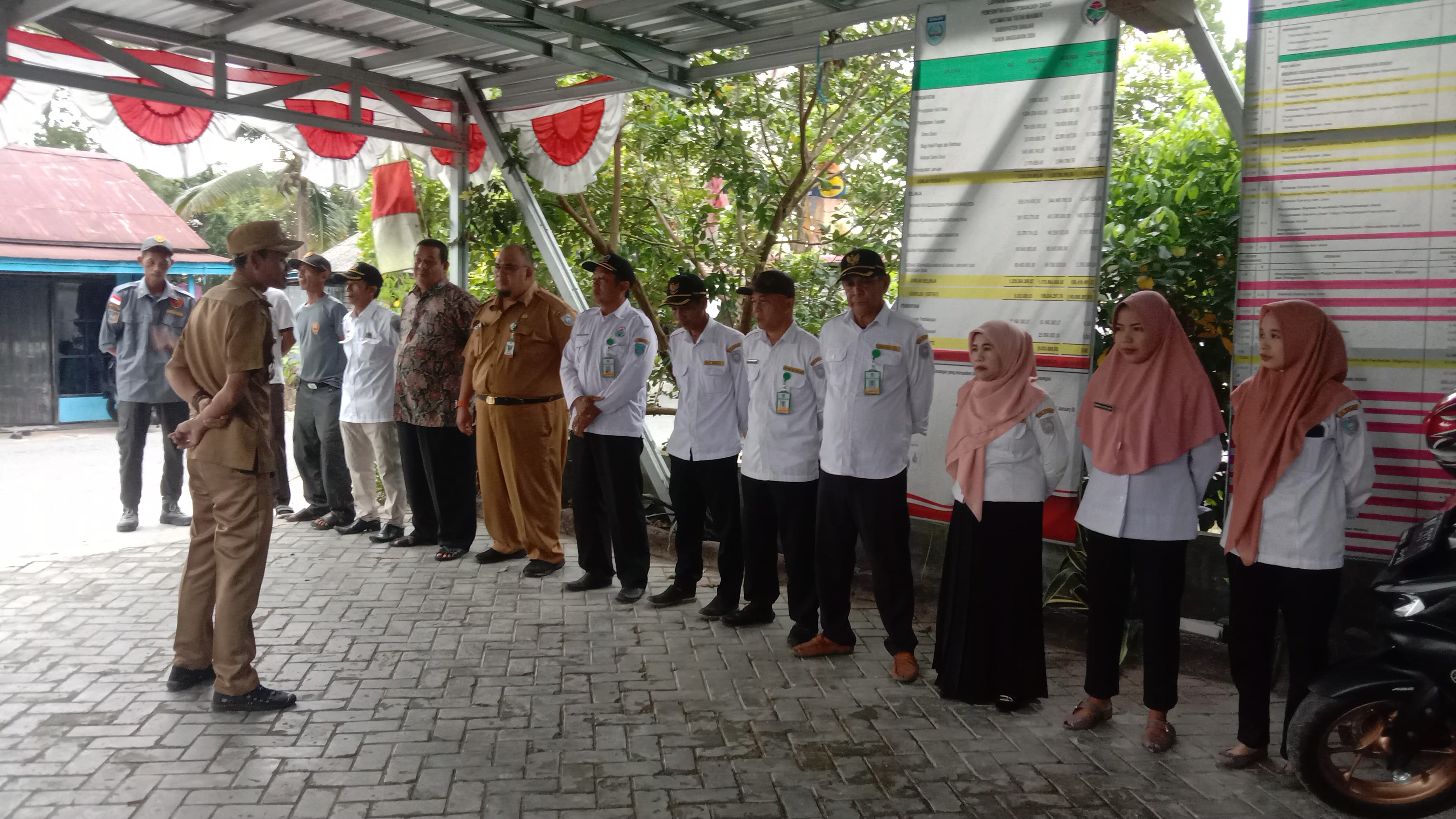 APEL SENIN APARAT DESA PEMANGKIH DARAT