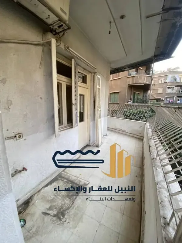 شقة سكنية 5 غرف