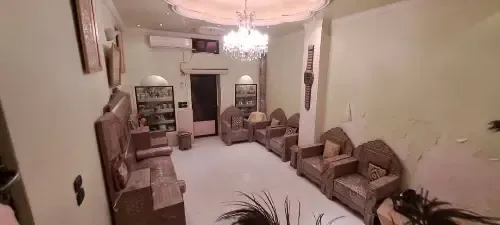 8BR Residential Building