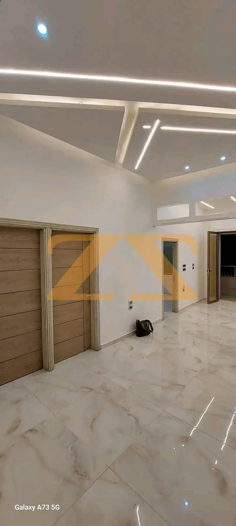 5BR Residential Apartment – photo 1