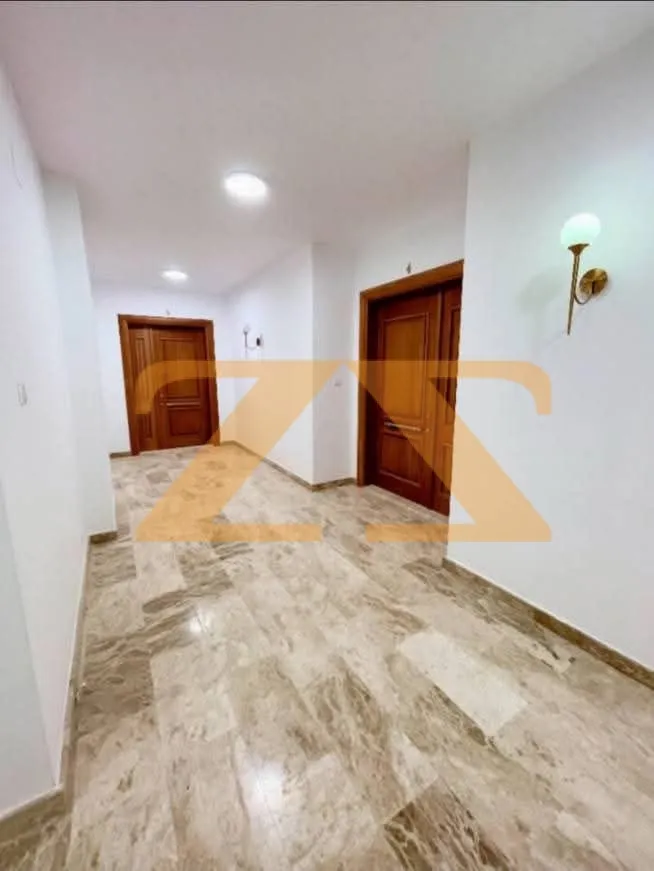 5BR Residential Apartment – photo 1