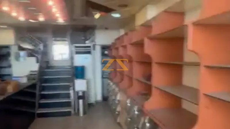 Commercial Shop 35m² – photo 2