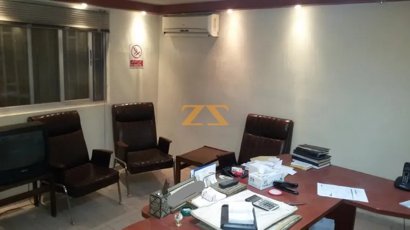 Commercial Office 0m² – photo 1
