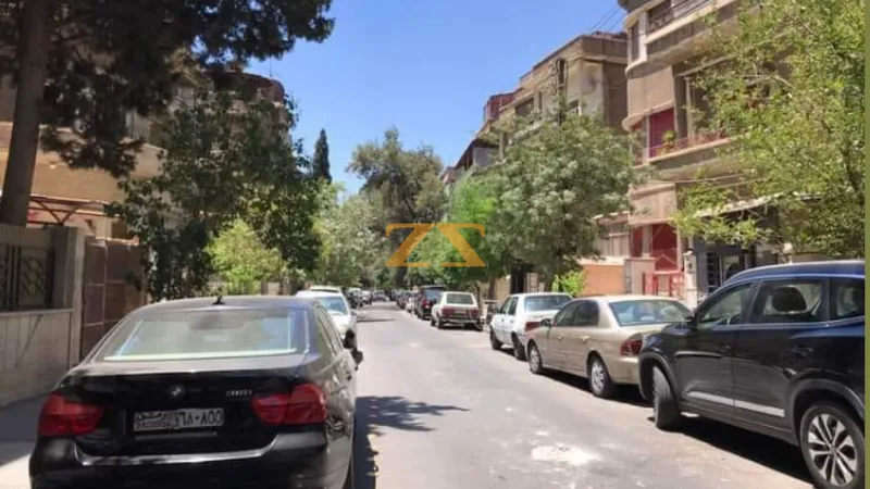 شقة سكنية 5 غرف