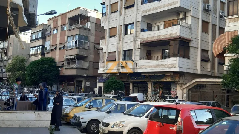 شقة سكنية 4 غرف