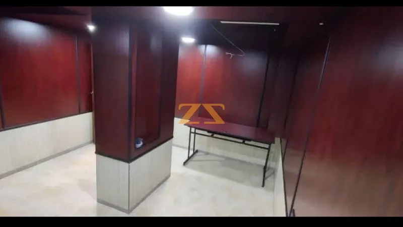 Commercial Office 120m² – photo 1