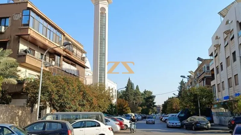 شقة سكنية 5 غرف