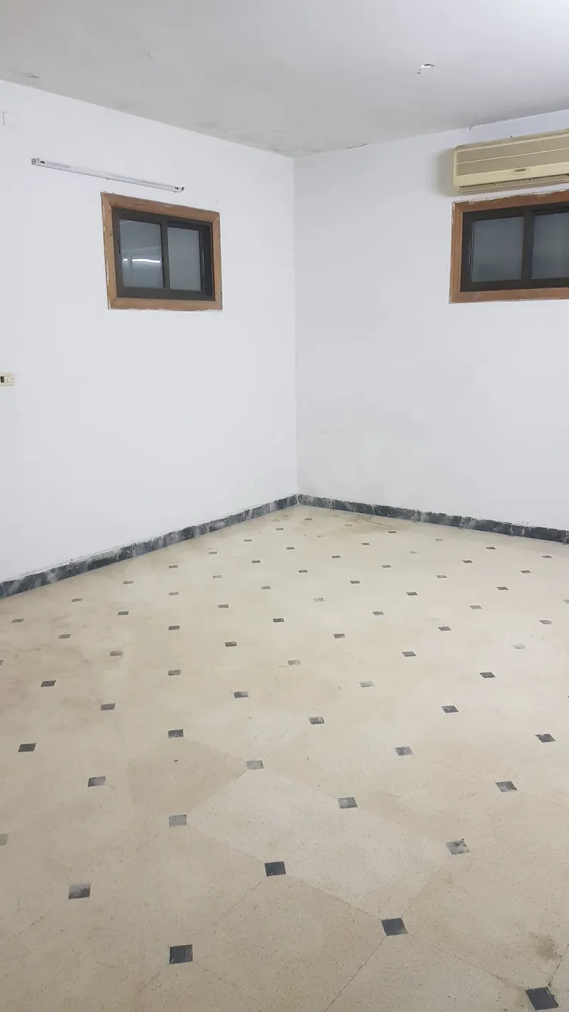 Commercial Shop 30m² – photo 2